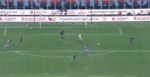 1683393602404073867.gif acm laz 4.gif